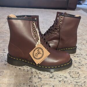 Dr Martens Vegan Boots Fall/Winter unisex